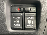 【両側パワースライドドア】スマートキーや運転席のスイッチで後席両側スライドドアの開閉が可能♪電動だから力を入れてドアを開ける必要が無く、小さなお子様でも簡単に開け閉めでき快適です♪
