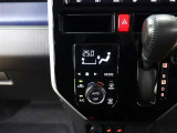 温度コントロールフルオートエアコンです。冷え性の方が乗っても安心ですね♪