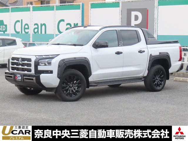 トライトン 2.4 GSR ディーゼル 4WD 