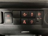 アイドリングストップ機能がついているので、停車時にエンジンを止めて燃料消費を抑えます。環境にもお財布に優しいですね♪
