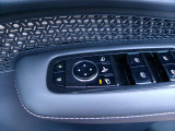 ドアミラーの鏡面の調節、格納は運転席からすべて操作できます!