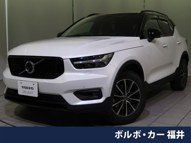 XC40 T4 AWD Rデザイン 4WD