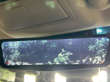 【デジタルインナーミラー】後席の大きな荷物や同乗者で後方が確認しづらい時でも安心!カメラが撮影した車両後方の映像をルームミラー内に表示。クリアな視界で状況の確認が可能です!