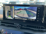 駐車時の強い味方アラウンドビューモニター付。空から見下ろす視点で全方位死角なし!