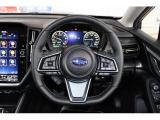 ステアリングはドライバーの手に馴染むレザー巻きステアリング!ステアリングの裏にはマニュアルモード作動のパドルシフトを装備!7速MTモードでスポーティな走りも楽しめます!