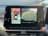 アラウンドビューモニター装備で、バックや縦列駐車の際に上から見た映像があなたをサポート!