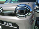 ヘッドライトはLEDランプです。LEDランプは従来のハロゲンランプと比べて、長寿命・省電力、そしてとても明るいのです!