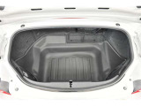 修復歴なし。修復歴(車体部(主に内側)の骨格部分の損傷による部位交換あるいは修正・補修)はありません。