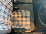 気になる運転席の座面も非常に綺麗です!