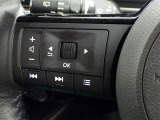 ステアリングスイッチ装備!運転しながら手元でオーディオの操作などができます。