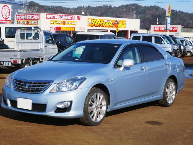 クラウンハイブリッド3.5ベースグレード ナビ 電動シート