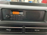 AM/FMラジオが付いています。