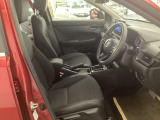 シートはフィット性も良く、楽な運転姿勢を保てます。