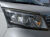●白くシャープな光のLEDヘッドライト●安全性の向上だけでなく省電力なので低燃費に貢献しています