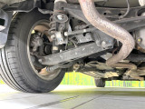 お車を安心してお乗りいただく為には、足回りの定期点検が欠かせません。サービスサポート(有償保証)では無料点検もご提供しており、安心のカーライフをお過ごしいただけるサポート体制が整っています。