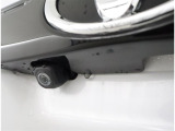 バックカメラが付いているので後方確認が非常にしやすいです。今や運転初心者も熟練者も必須装備!ついていて損はないですね♪