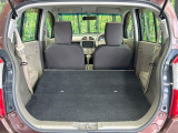 普段のお買い物や通勤、送迎等に十分な荷室スペースを確保しております。セカンドシートを倒すと、大きな荷物の積載も可能です♪