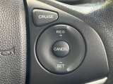 【クルーズコントロール】高速道路もラクラク走行。アクセルを離しても一定速度で走行ができ、長距離運転時の負担を軽減!加速・減速も簡単なスイッチ操作で調整できます。