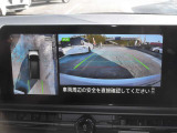 ★アラウンドビューモニター装備ですので、バックや縦列駐車の際に上から見た映像があなたを安心サポート!一度使ったらやめられない!