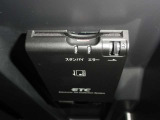 ETC装備☆最近はETC搭載車専用の高速道路出入り口も増えてきました。ETCがあれば、キャッシュレスで料金所をノンストップで通過できます。