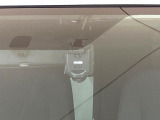 【ドライブレコーダー】ドライブレコーダー装備!走行中はもちろん、あおり運転や事故に遭遇した際、映像で記録し、万一のリスクに備えます。※記録用SDカードはお客様ご自身でご準備いただく必要があります。