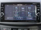 純正メモリーナビ(MM318D-W) CD・DVD再生  CD録音可 フルセグTV Bluetooth対応★携帯電話にダウンロードした音楽が車内でも楽しめます。ハンズフリー通話も可能です !