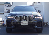 BMWの代名詞の【キドニーグリル】グリルが腎臓のように見えるので【キドニー】と呼ばれるようになりました。一目見ただけでBMWであると認識できる確固たるアイコンとして存在感を放ちます。