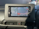 純正ナビゲーションになりマップ機能はもちろん、音楽もBluetooth接続で楽しいドライブができます。