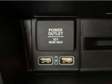 充電用USBジャックを2個装備!iPhoneはもちろん少しアンペアが高めのiPadも充電することが出来ます(運転しながら充電できます)