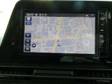 操作性の良い日産純正メモリーナビ。