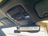 【デジタルインナーミラー】後席の大きな荷物や同乗者で後方が確認しづらい時でも安心!カメラが撮影した車両後方の映像をルームミラー内に表示。クリアな視界で状況の確認が可能です!
