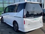 セレナ 1.4 e-4ORCE ハイウェイスターV 4WD 4WD 修復歴無し