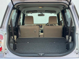 後席を格納すると、これだけの広さが!シーンに合わせたシートアレンジで、大きな荷物も積むことが出来ます♪