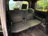 3列目シートはもちろん状態良好☆大人でもゆったりと座って頂けますので、大人数でのお出かけもラクラクです♪ご家族で、気の知れた仲間で、ドライブに行くのが楽しみですね♪