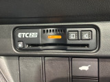 いまや快適なカーライフに欠かせないETCが付いています。