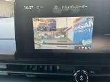 ドライブレコーダー映像をナビ画面で確認できます。