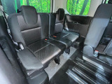 3列目シートはもちろん状態良好☆大人でもゆったりと座って頂けますので、大人数でのお出かけもラクラクです♪ご家族で、気の知れた仲間で、ドライブに行くのが楽しみですね♪