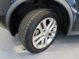 純正アルミホイール タイヤサイズは215/55R17