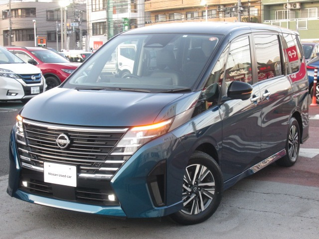 セレナ 1.4 e-POWER ルキシオン 