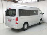 ハイエース 2.7 グランドキャビン 4WD 10人乗り