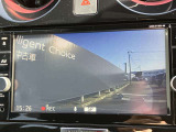 ドライブレコーダーの映像。ナビのモニターに前後の映像を映し出せます