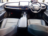 プリウス 2.0 Z E-Four 4WD メモリーナビ ETC バックカメラ