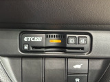 いまや快適なカーライフに欠かせないETCが付いています。