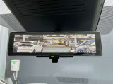 荷物をたくさん載せても後ろの確認が出来る便利なインテリジェントルームミラー!