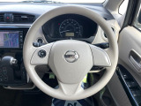 ステアリングも使用感が少なく、きれいな状態となっております♪