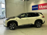日産ディーラーならではの経験豊富な整備士が、お渡し前にきっちりと車検整備をさせていただいております。またお渡し後1ヶ月もしくは1000kmで、無料の点検整備を実施させていただきます。