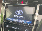 【純正ナビ】人気の純正ナビを装備しております。ナビの使いやすさはもちろん、オーディオ機能も充実!キャンプや旅行はもちろん、通勤や買い物など普段のドライブも楽しくなるはず♪