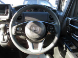 ステアリングリモコン付き♪