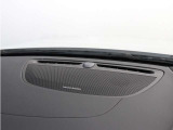 【harman/kardon】世界のオーディオファン垂涎のプレミアムサウンドシステムを搭載。原音に近い音場空間を忠実に再現。乗る人すべてに最良の音響体験を提供します。