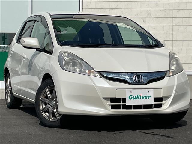 フィットハイブリッド1.3 ナビプレミアムセレクション修復歴無し